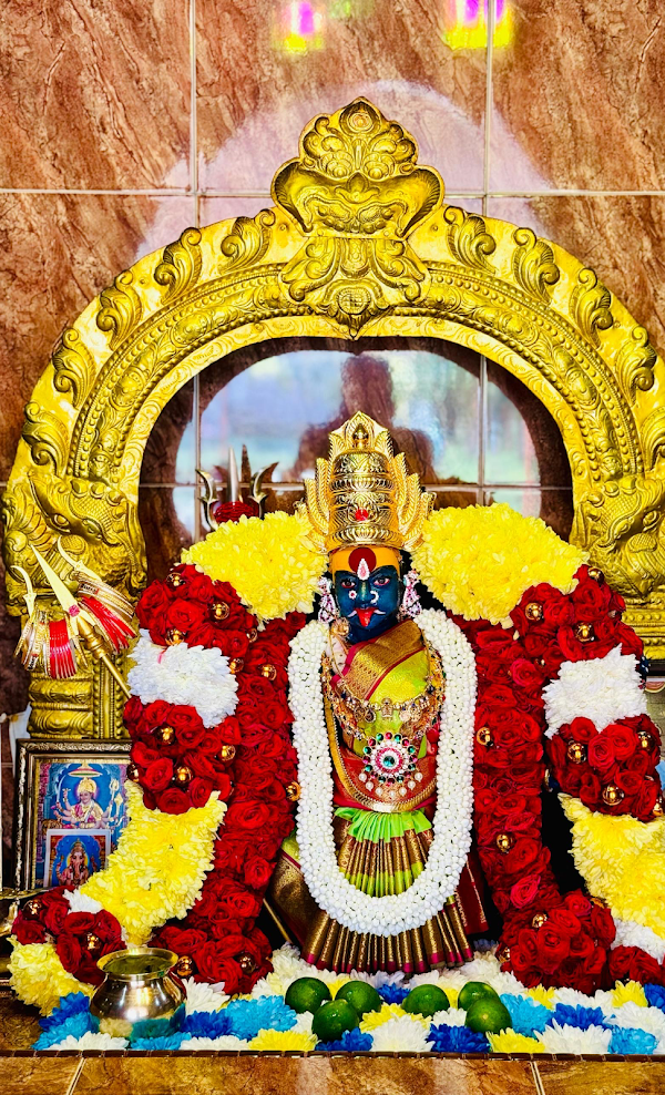 Sri Veera Bathrakaliamman Alay...