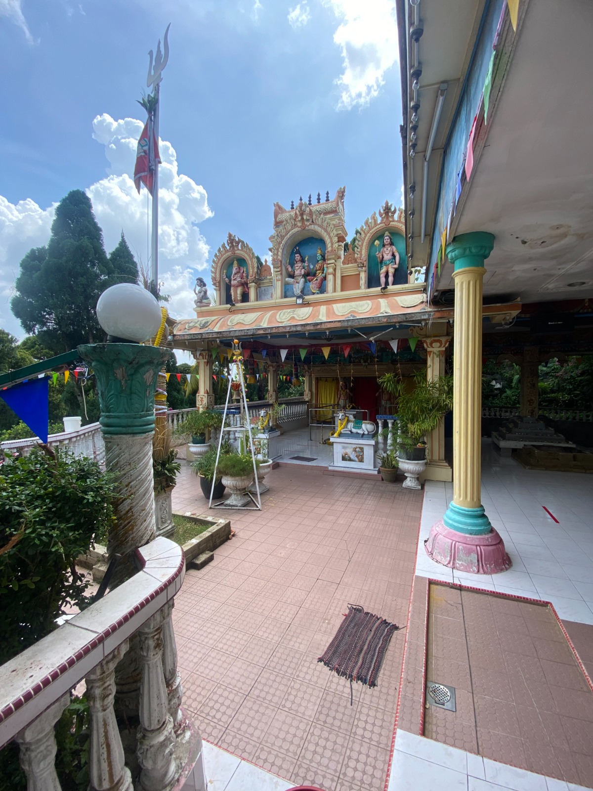 Arulmigu Kallumalai Sri Muneeswarar Temple